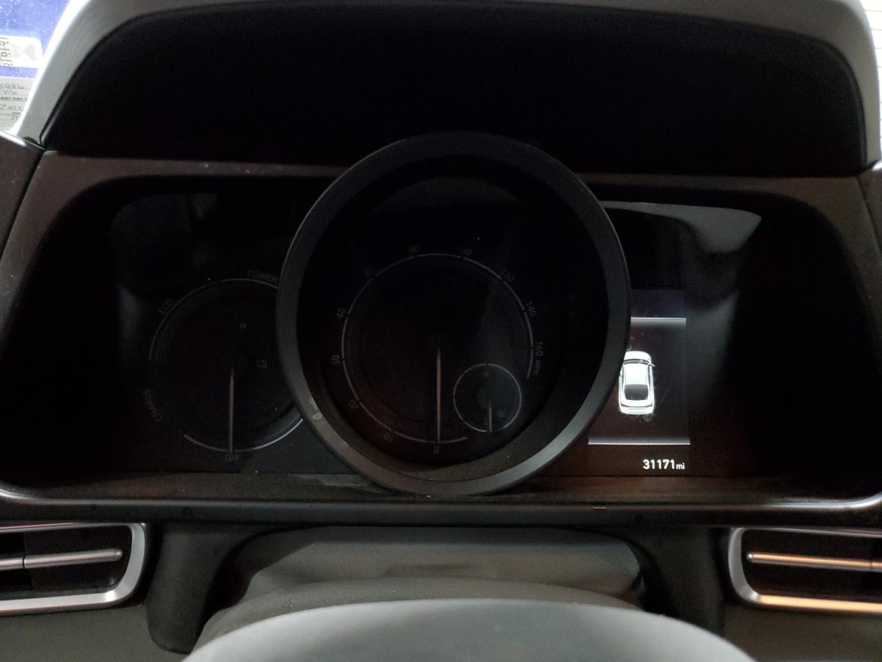 2023 Hyundai Elantra - Image 9