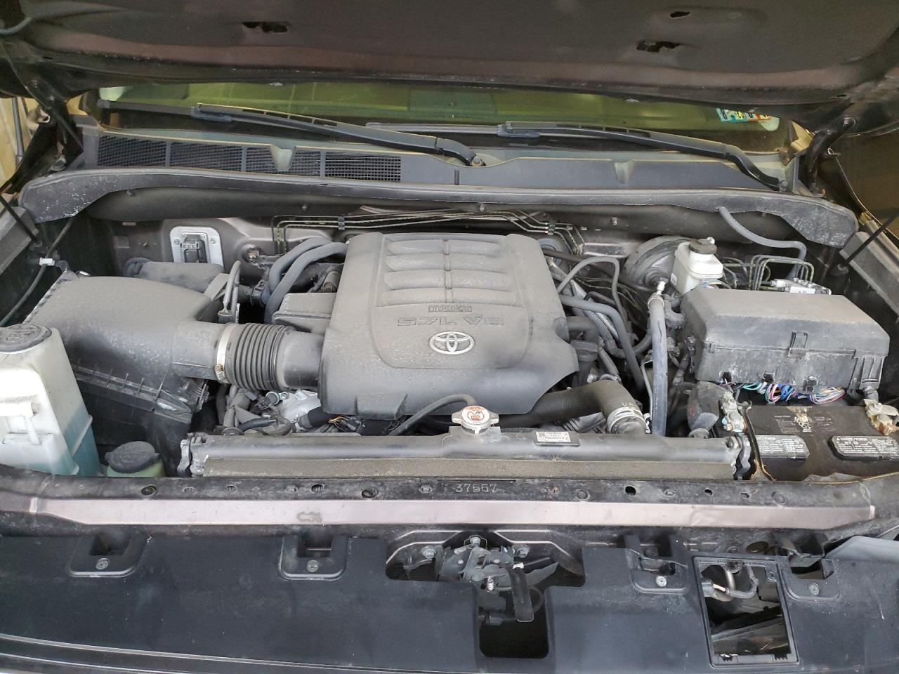 2018 Toyota Tundra - Image 12