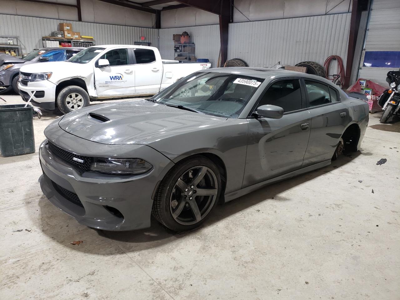 2017 Dodge Charger - Image 1