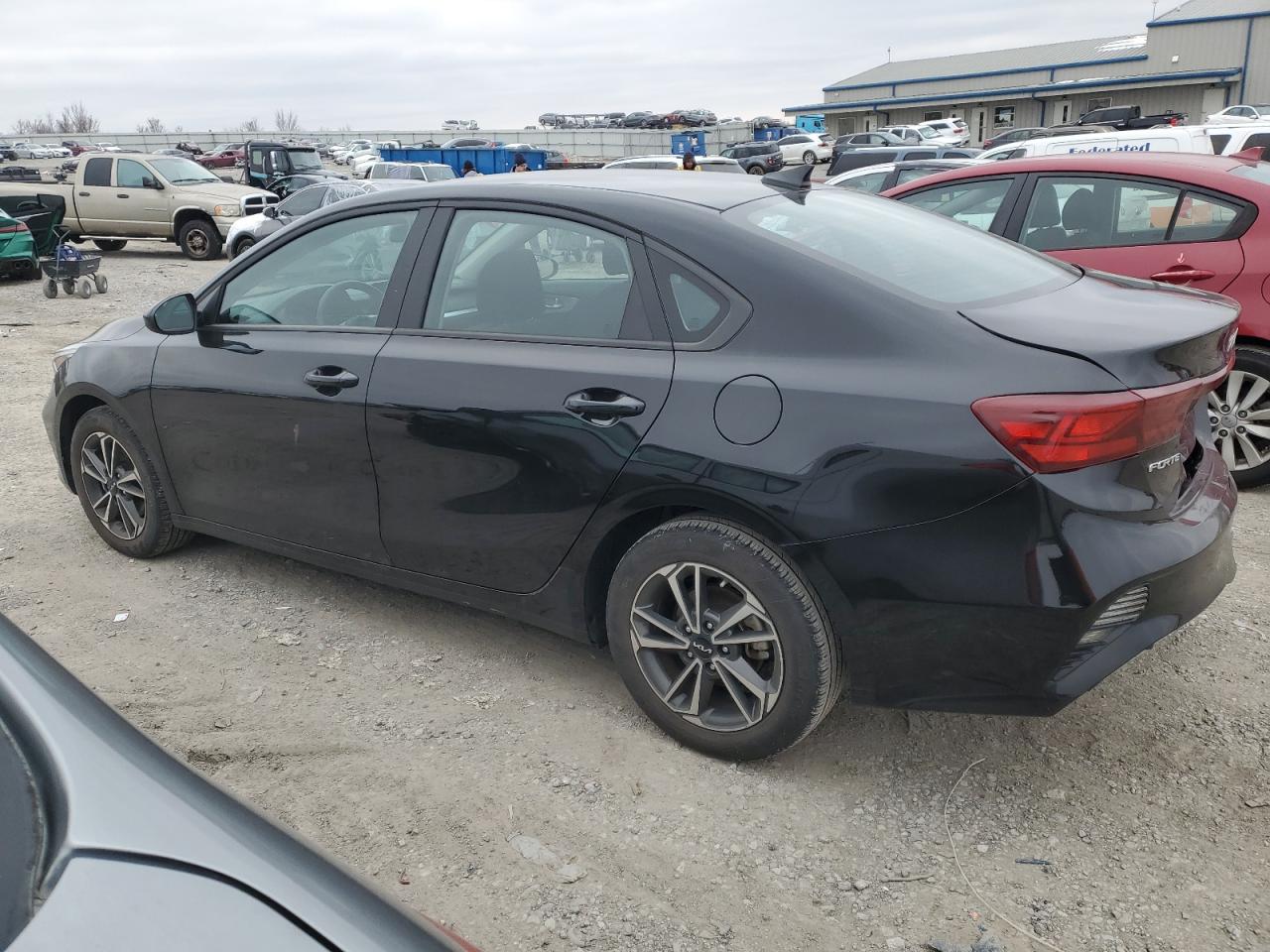 2022 Kia Forte - Image 2