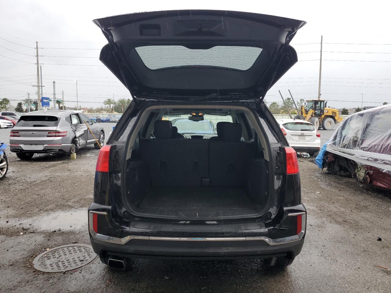 2017 GMC Terrain - Image 6
