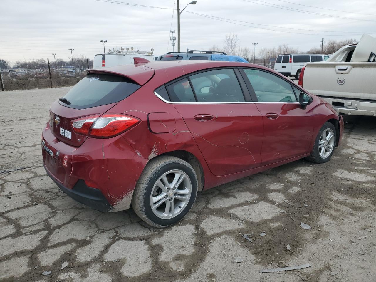 2018 Chevrolet Cruze - Image 3
