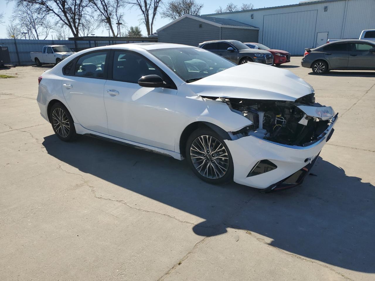 2024 Kia Forte - Image 4