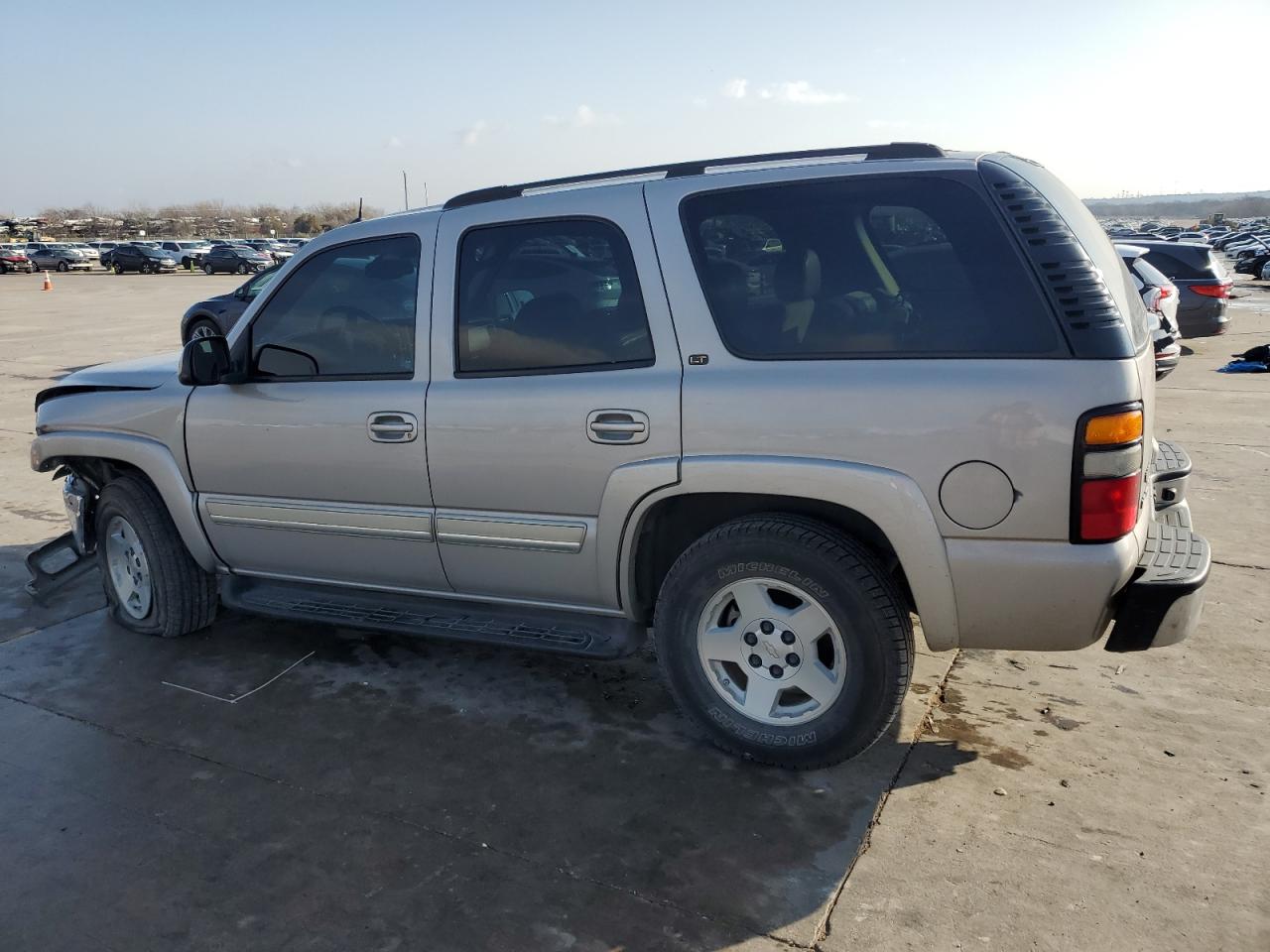 2004 Chevrolet Tahoe - Image 2