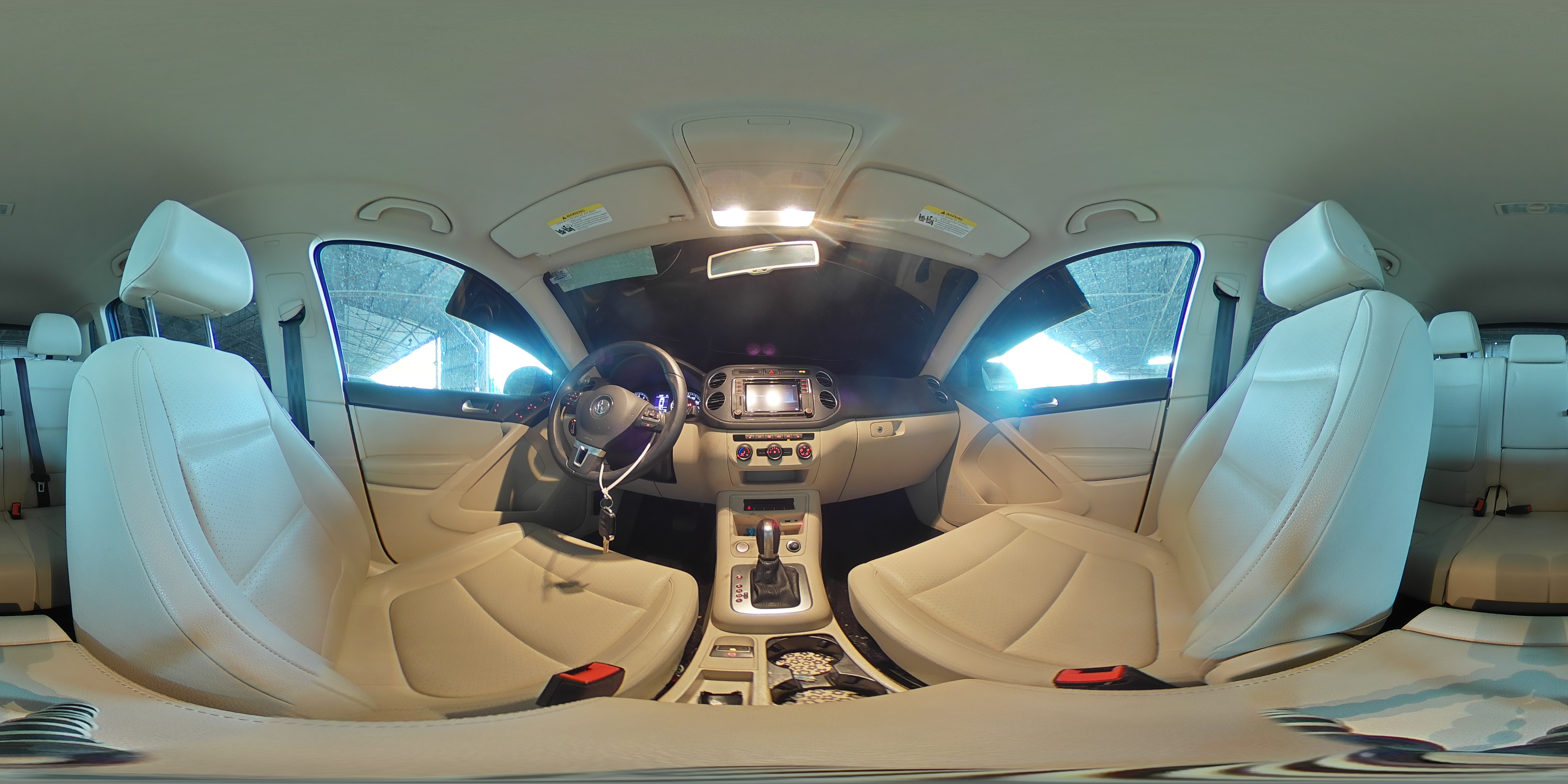 2017 Volkswagen Tiguan - Image 13