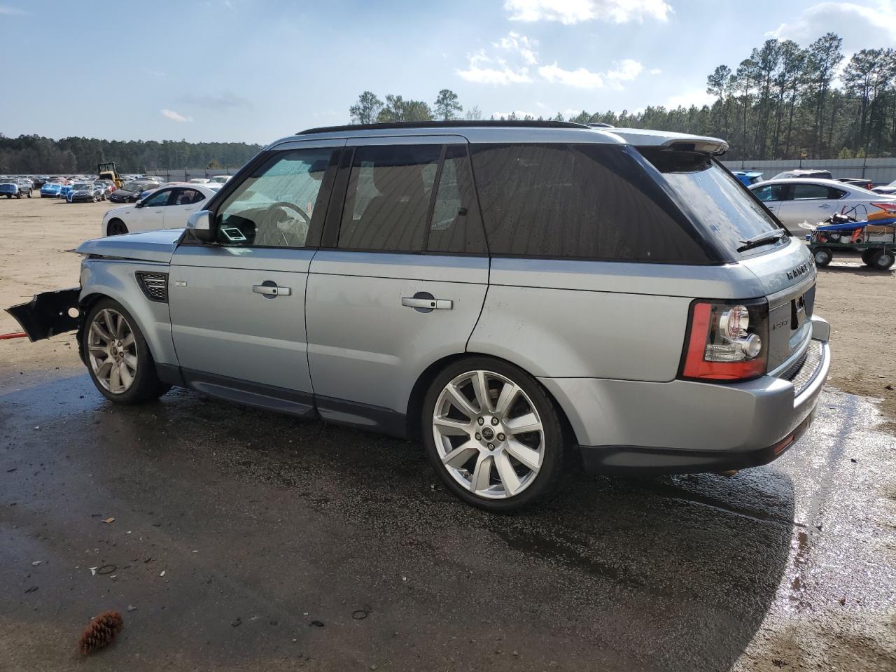 2013 Land Rover Range Rover - Image 2