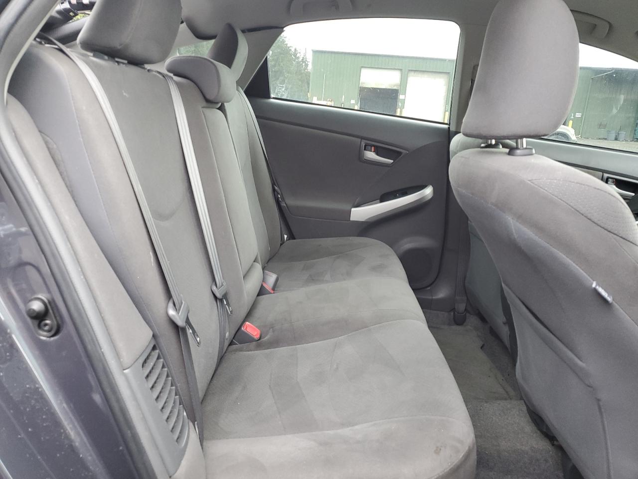 2011 Toyota Prius - Image 10