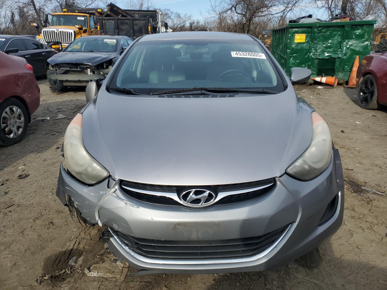 2011 Hyundai Elantra - Image 5