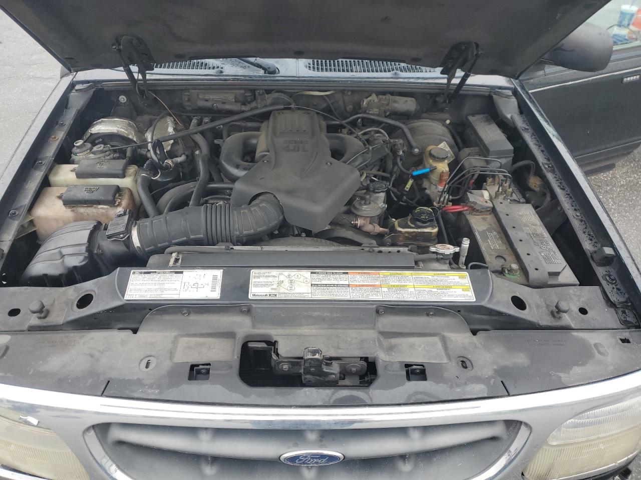 1999 Ford Explorer - Image 12