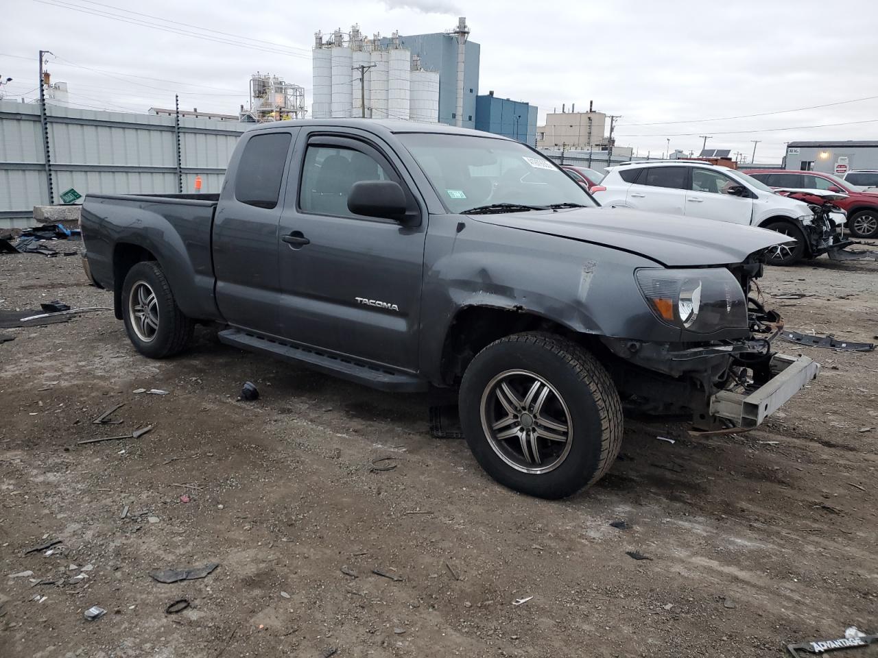 2011 Toyota Tacoma - Image 4