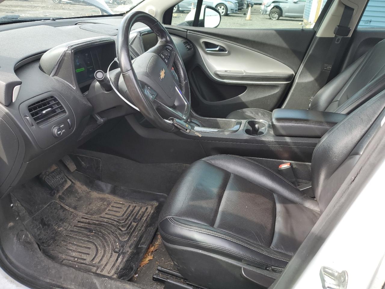 2012 Chevrolet Volt - Image 7
