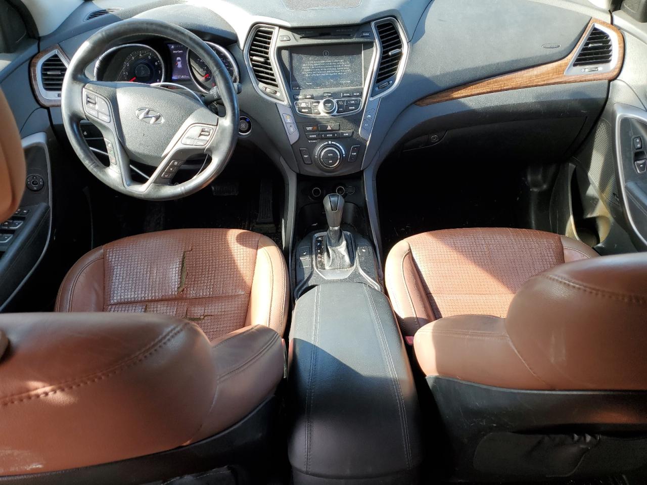 2013 Hyundai Santa Fe - Image 8