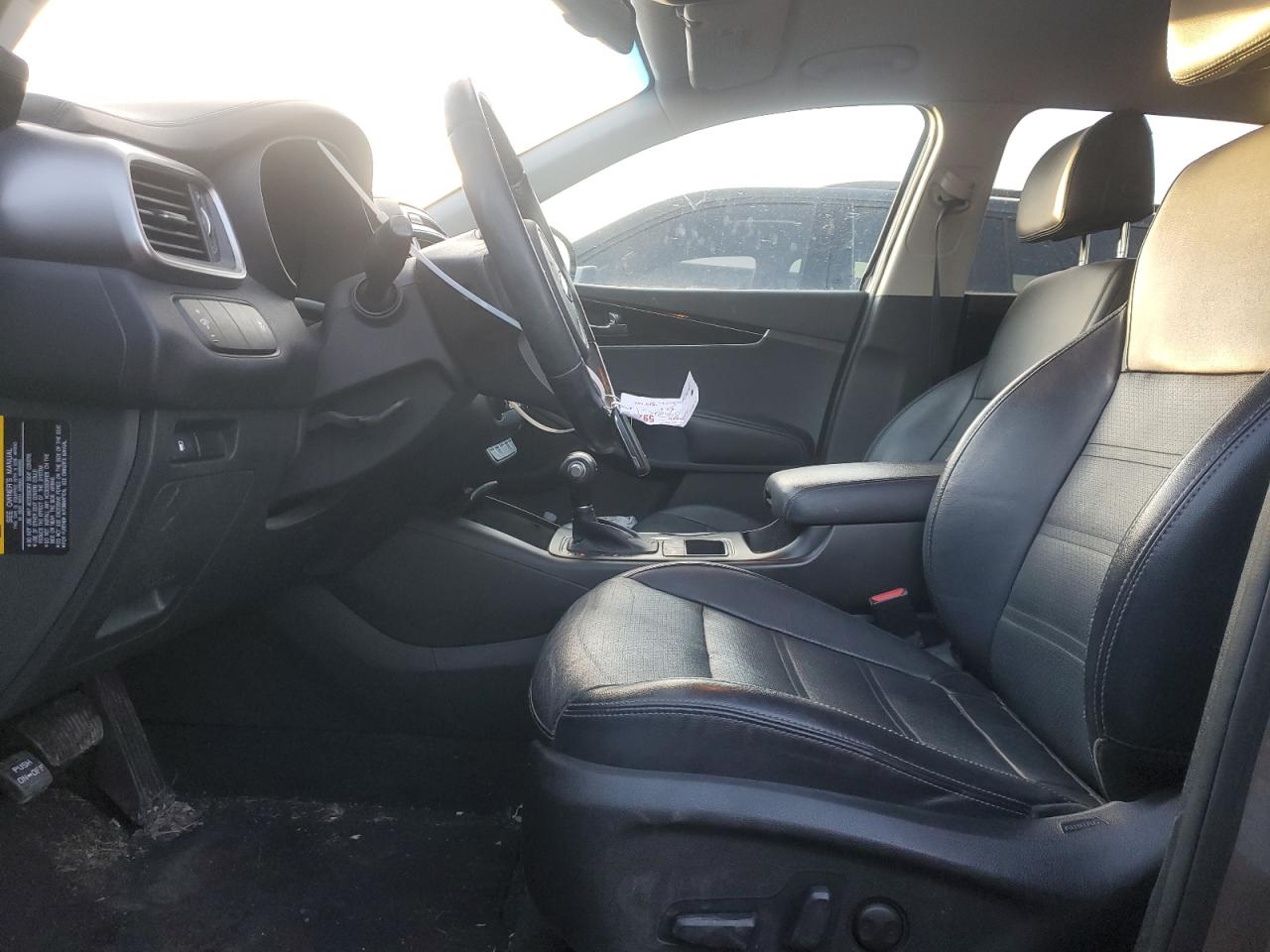 2017 Kia Sorento - Image 7