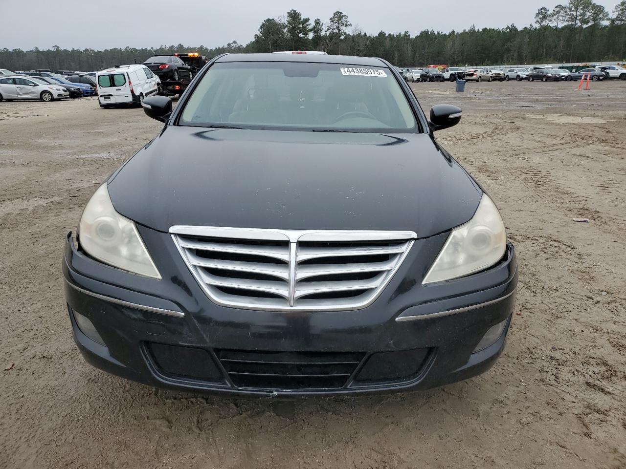2011 Hyundai Genesis - Image 5