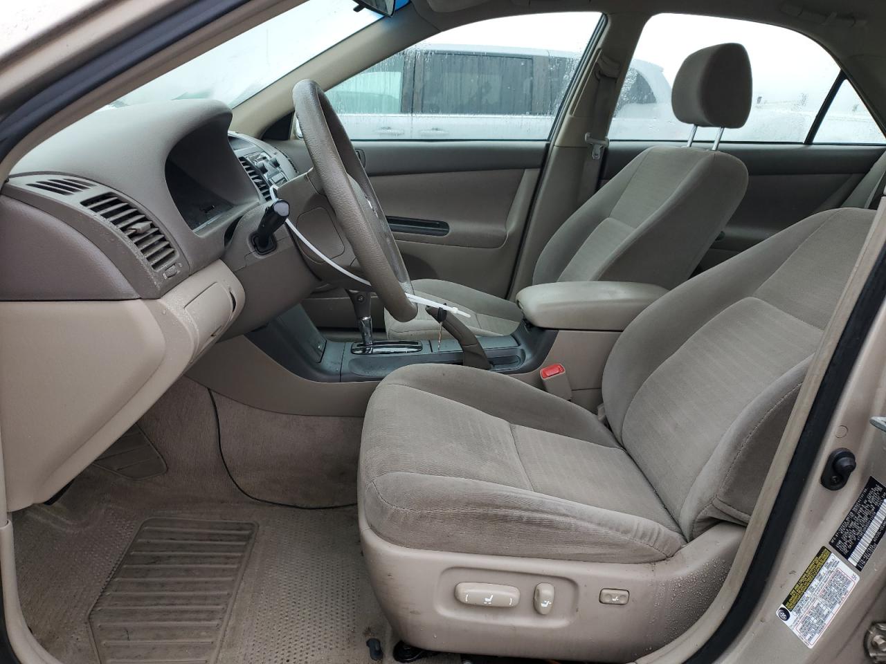 2005 Toyota Camry - Image 7
