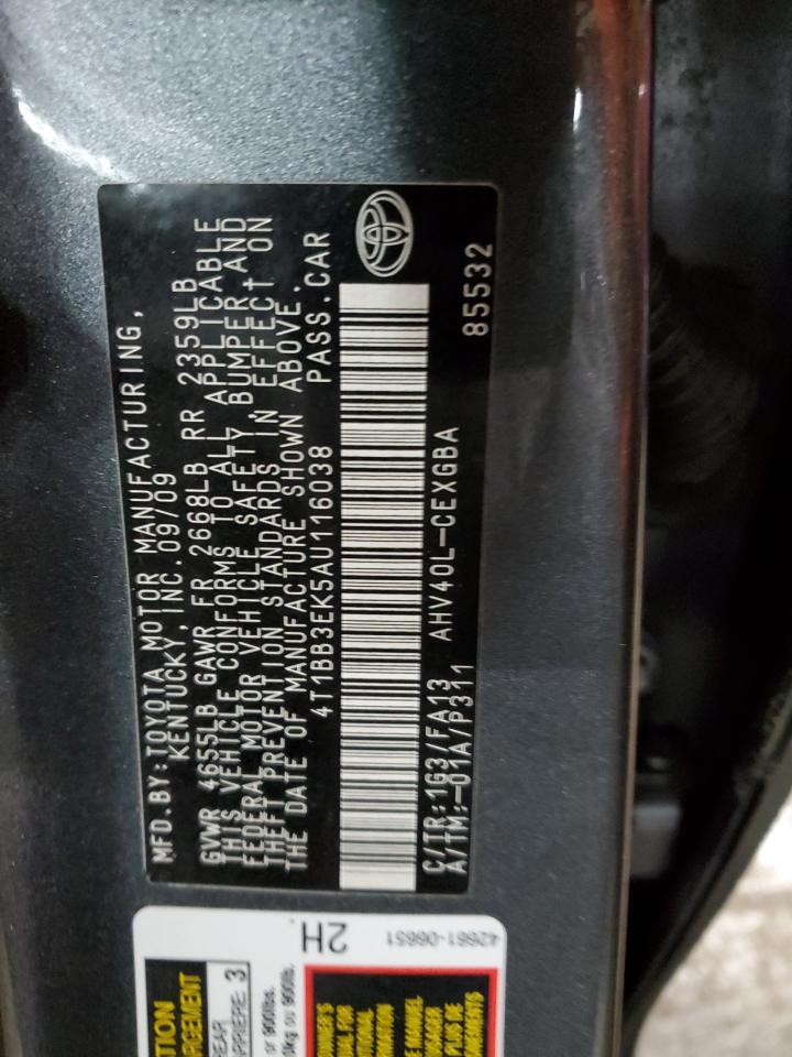 2010 Toyota Camry - Image 12