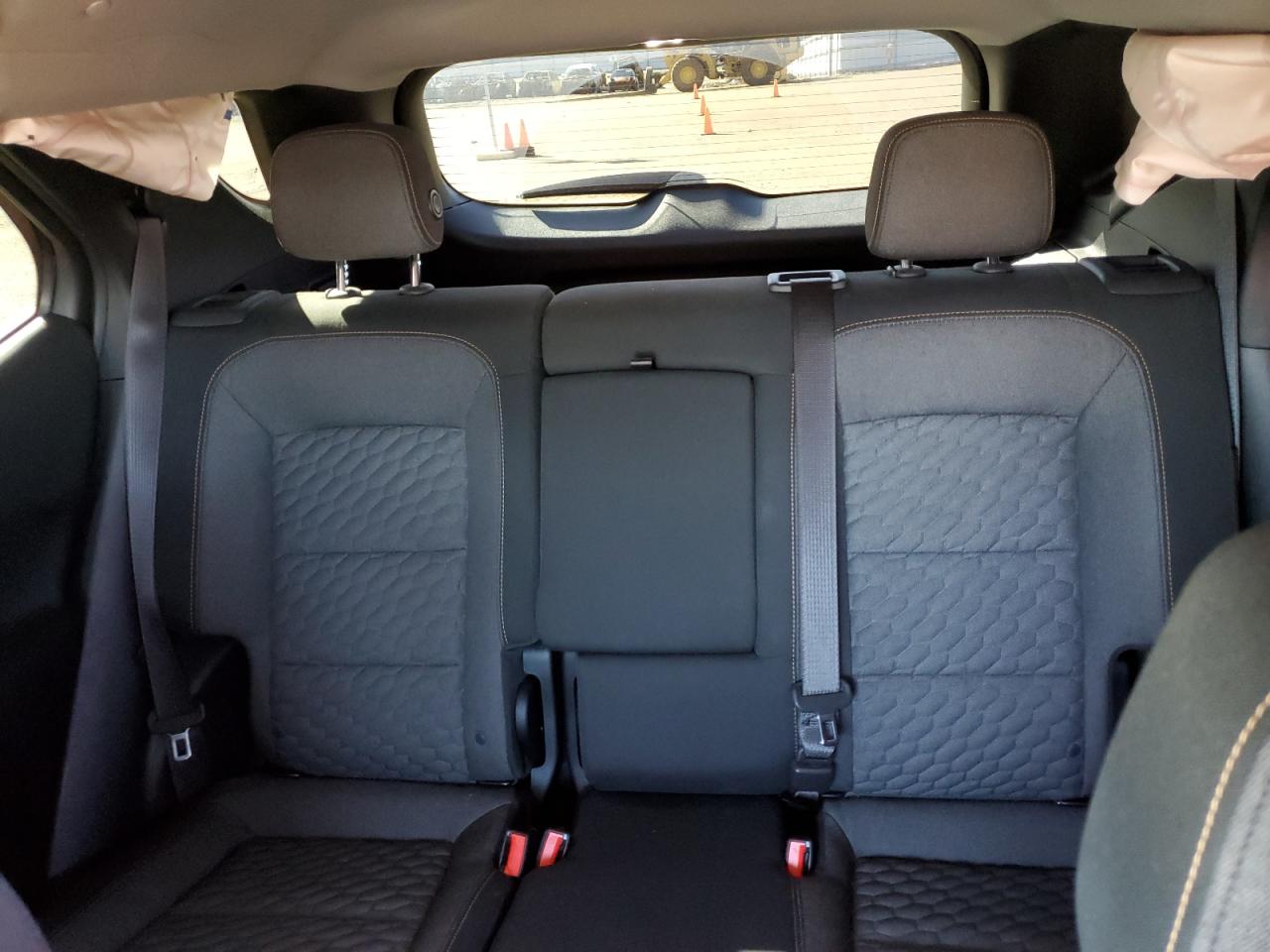 2018 Chevrolet Equinox - Image 10