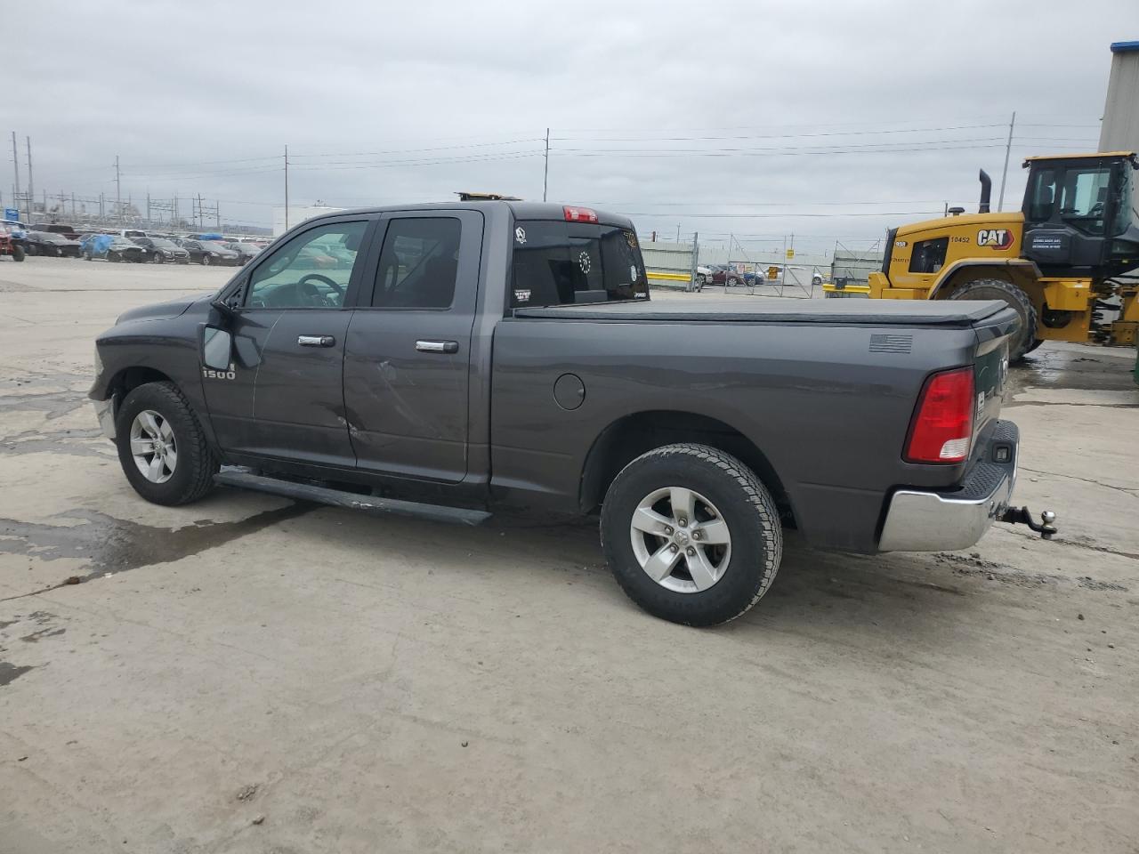 2016 RAM 1500 - Image 2