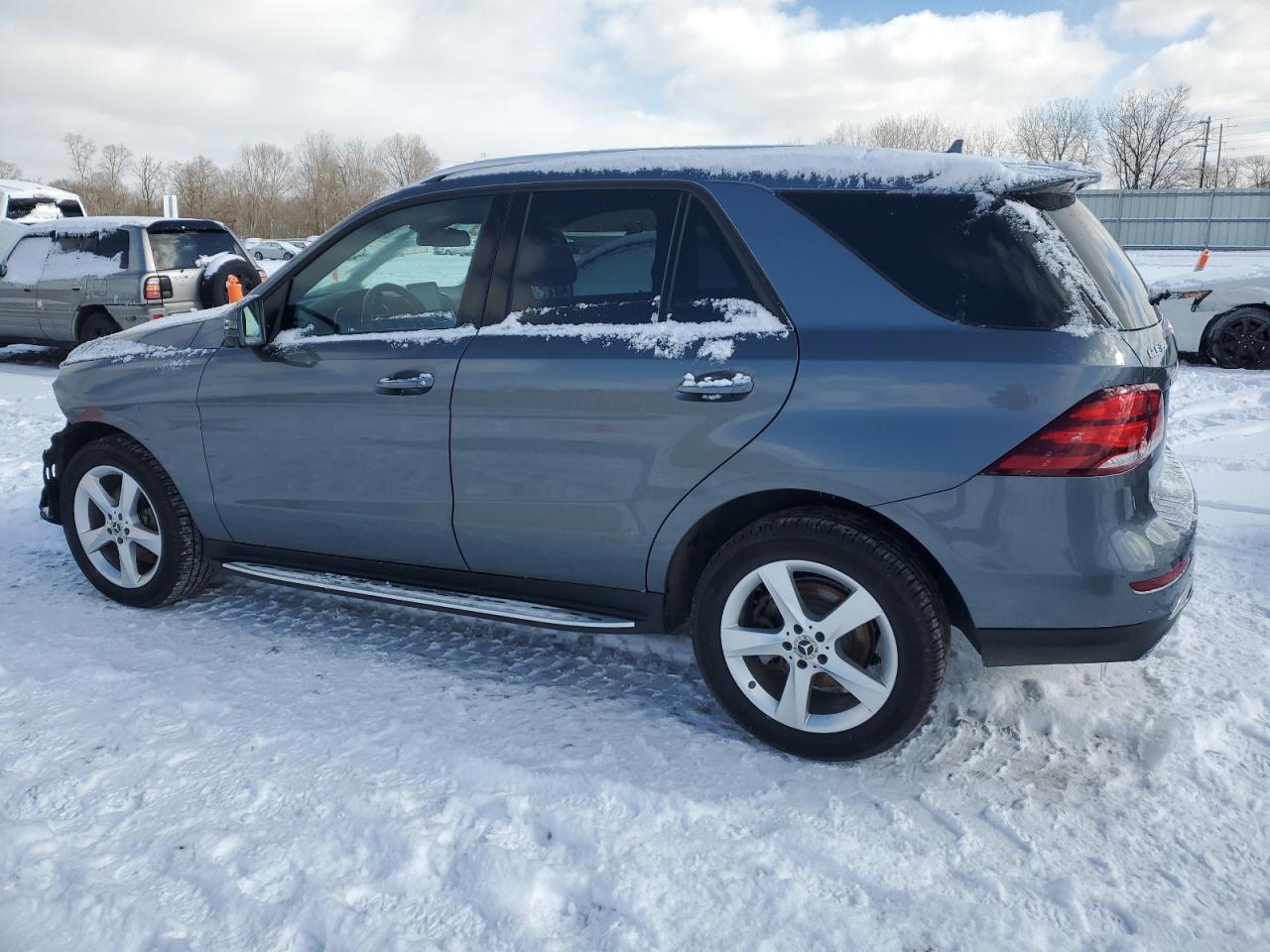 2017 Mercedes-Benz GLE - Image 2