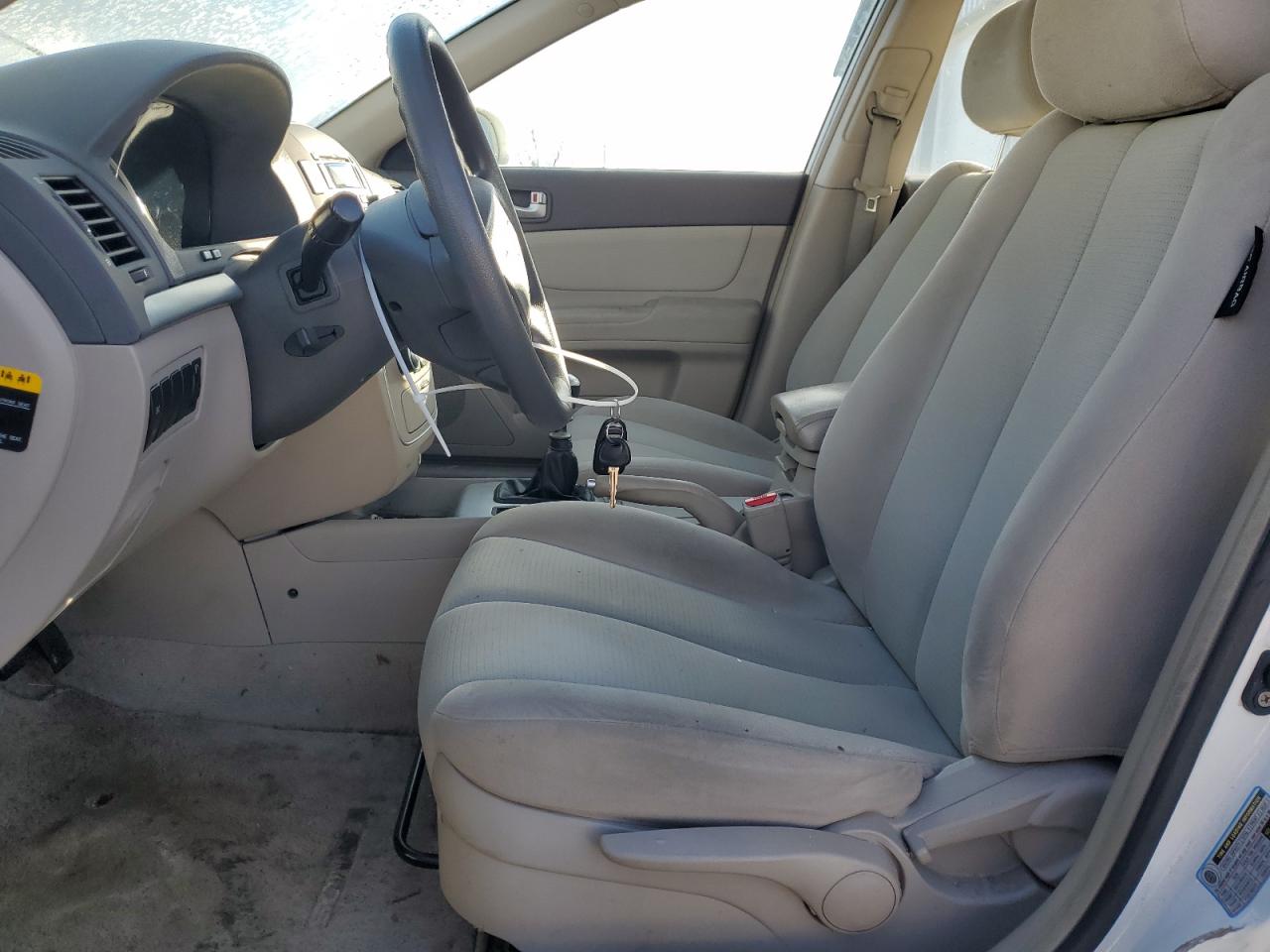 2008 Hyundai Sonata - Image 7