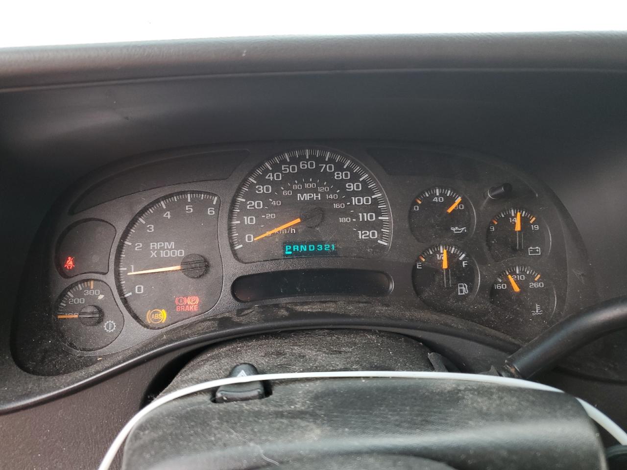 2003 Chevrolet Silverado - Image 9