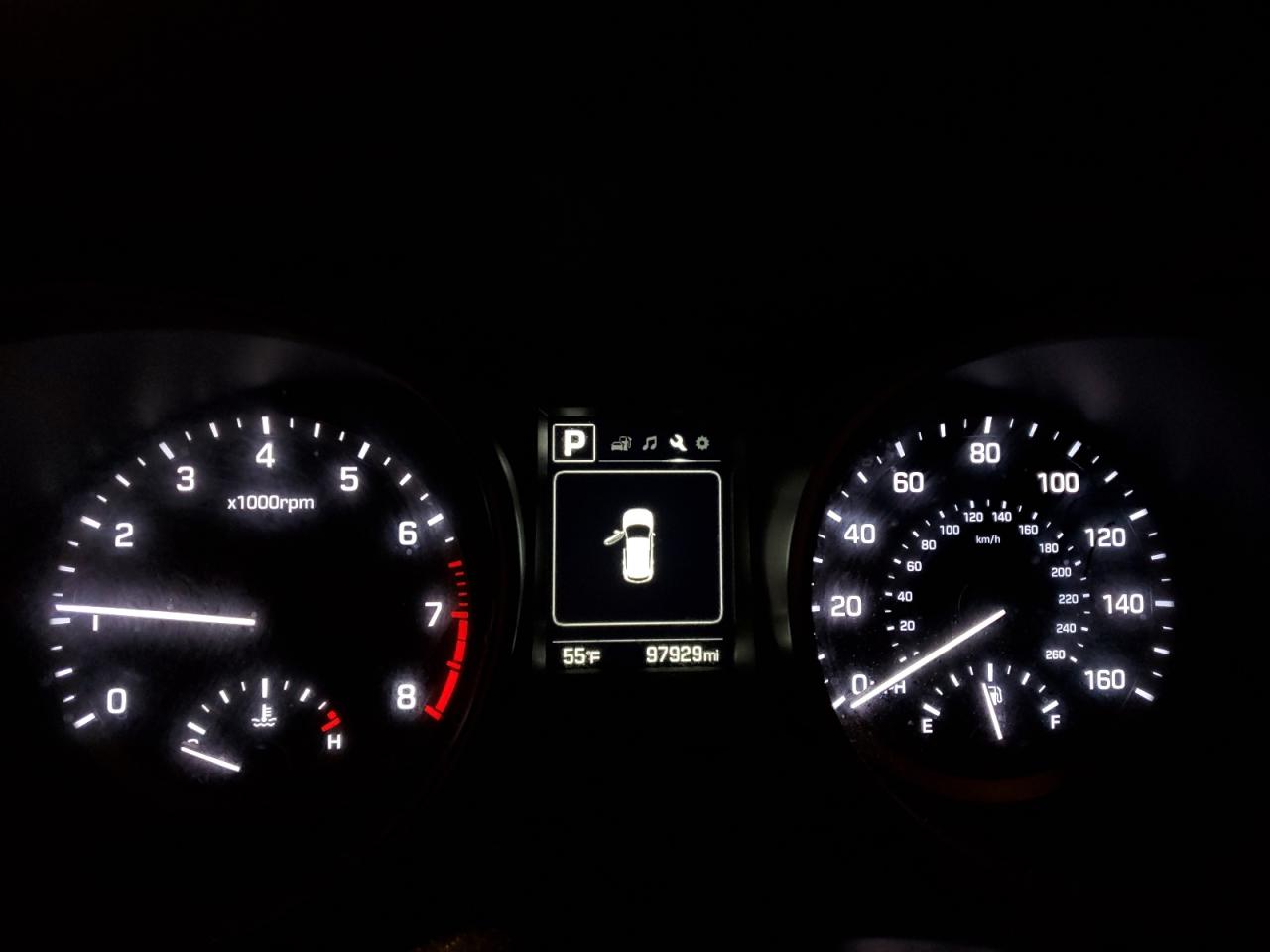 2018 Hyundai Santa Fe - Image 9