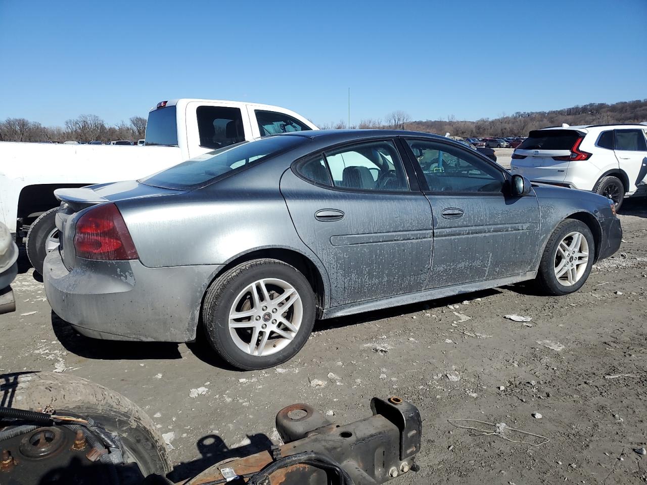2005 Pontiac Grand Prix - Image 3