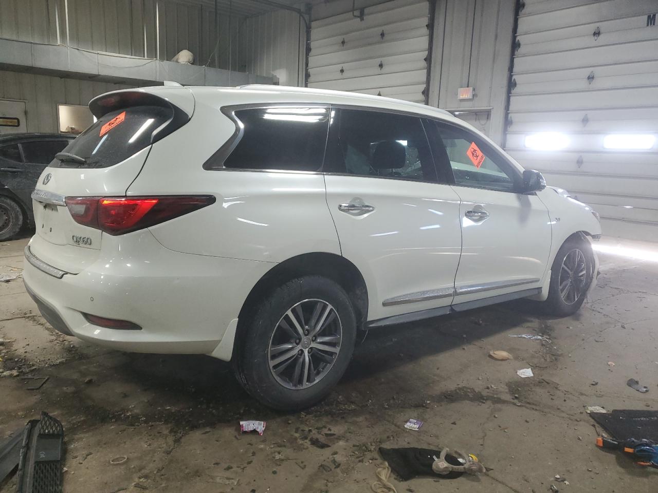 2018 Infiniti QX60 - Image 3