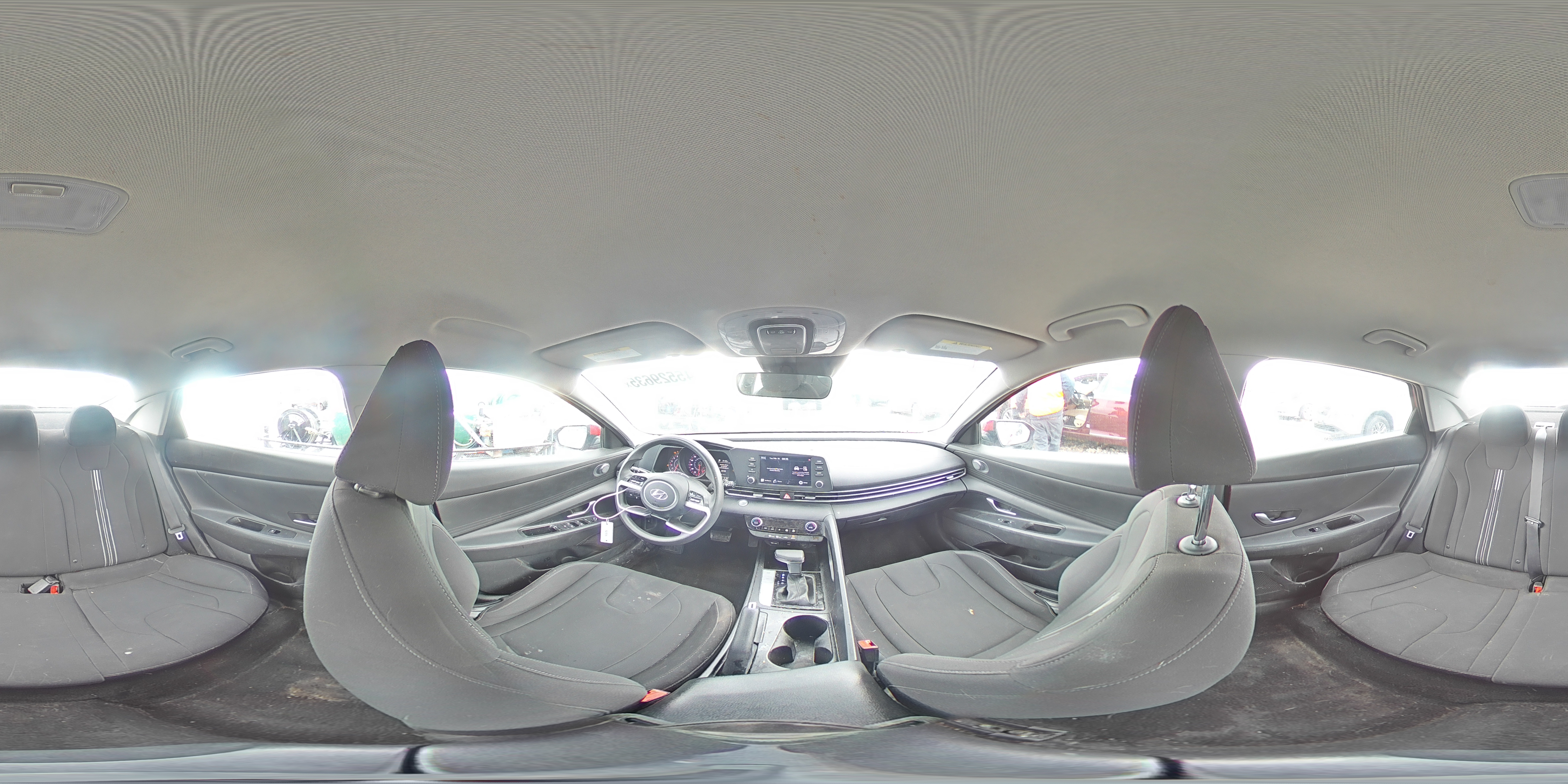 2021 Hyundai Elantra - Image 14