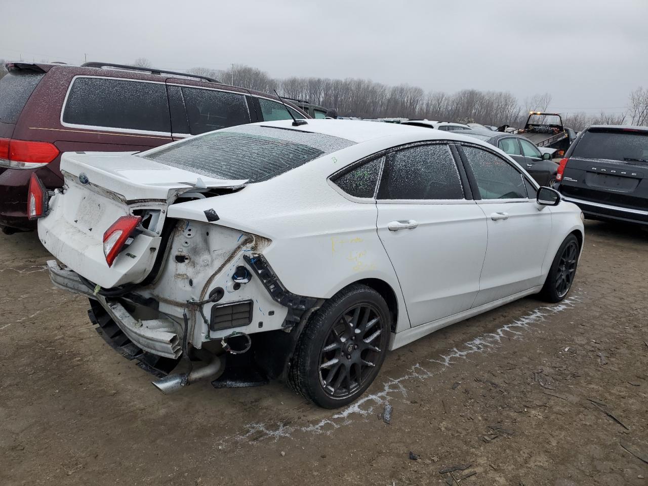 2016 Ford Fusion - Image 3