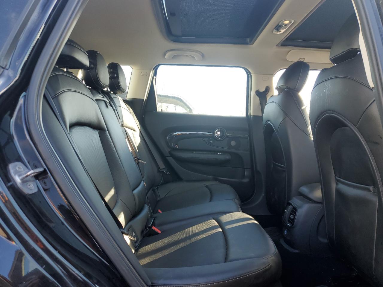 2016 MINI Cooper - Image 10