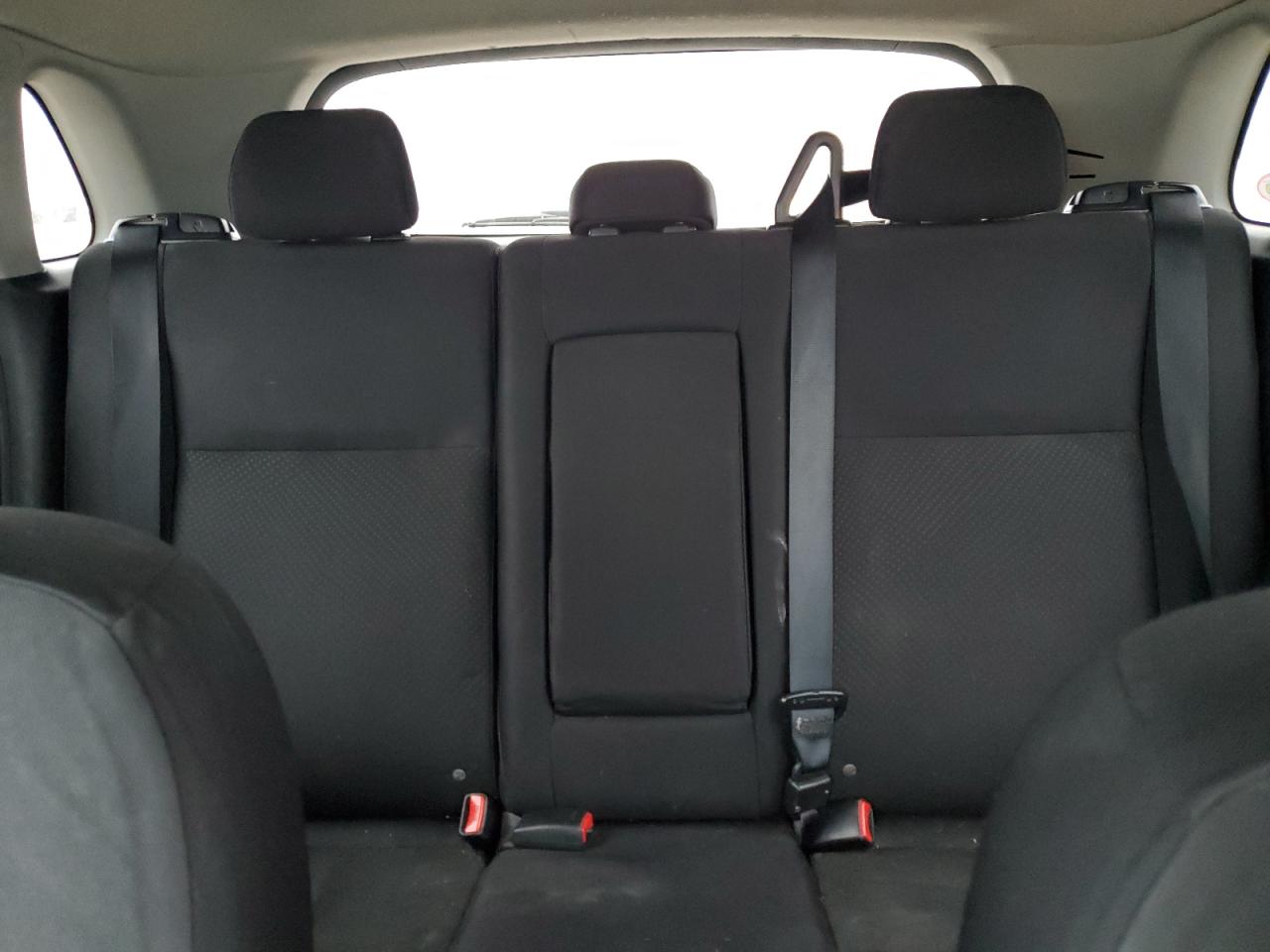 2013 Mitsubishi Outlander - Image 10