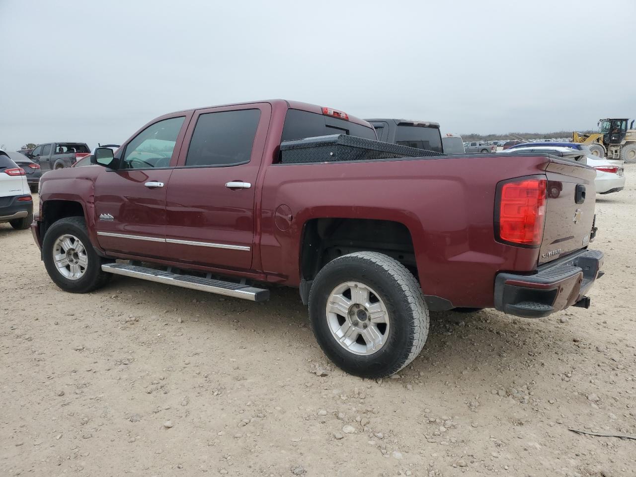 2014 Chevrolet Silverado - Image 2
