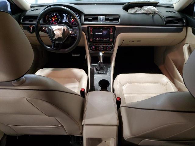 VOLKSWAGEN PASSAT 2017 Белы