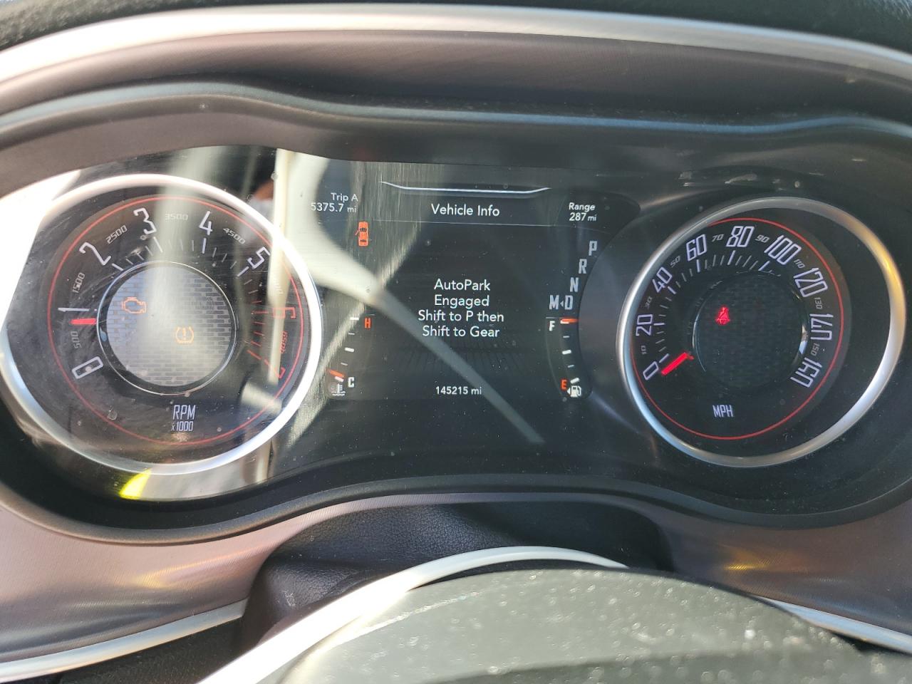 2019 Dodge Challenger - Image 9