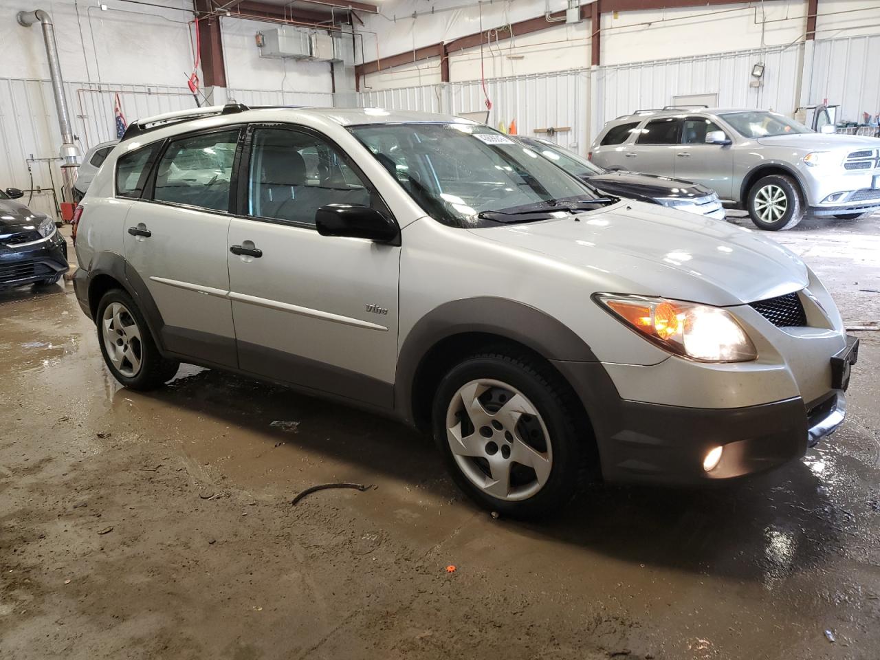 2003 Pontiac Vibe - Image 4
