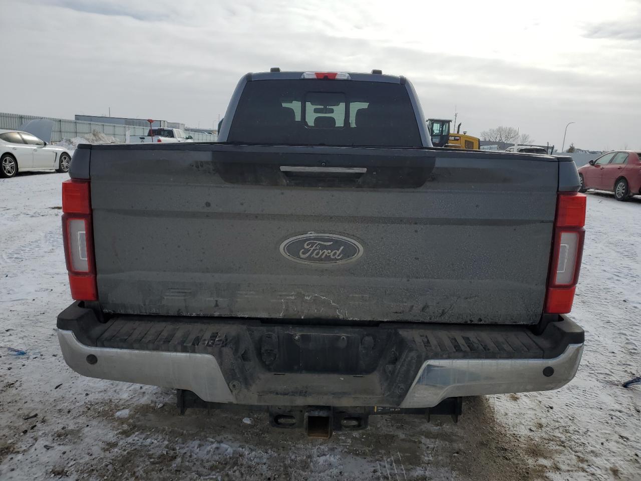 2022 Ford F350 - Image 6