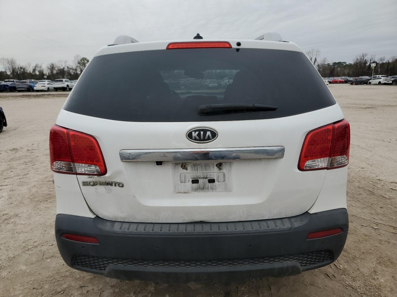 2011 Kia Sorento - Image 6