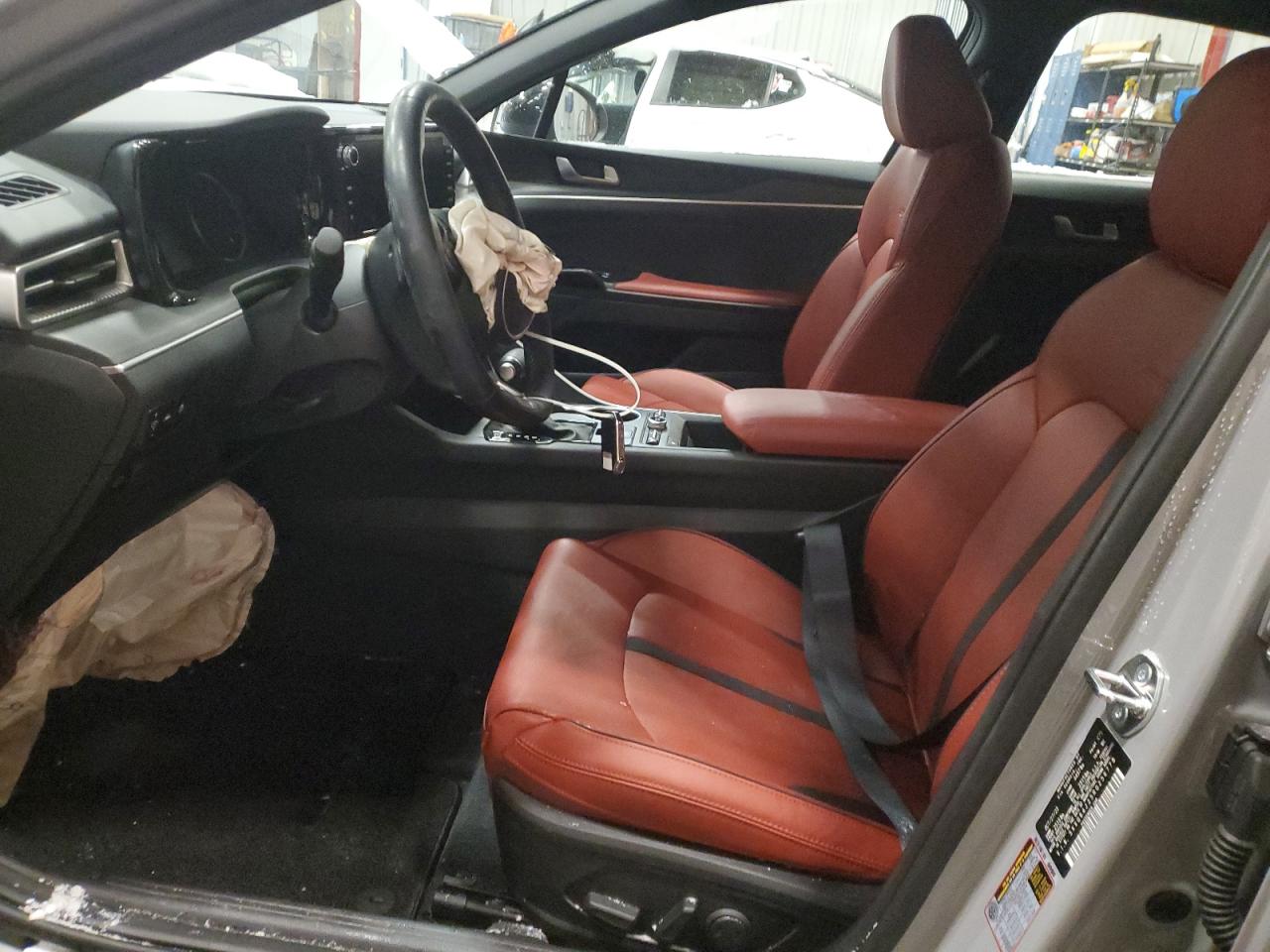 2024 Kia K5 - Image 4