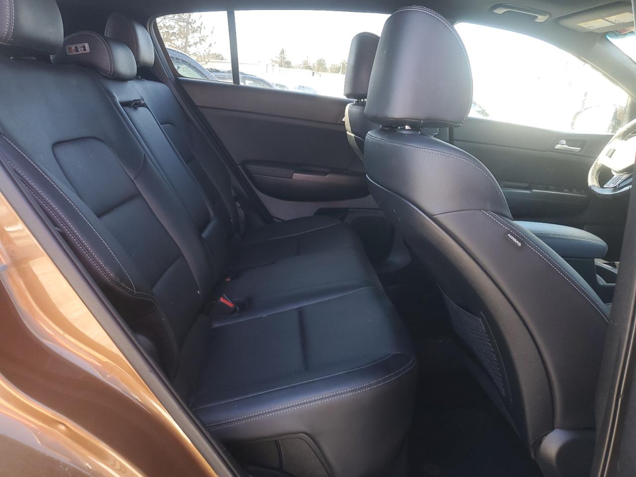 2020 Kia Sportage - Image 11