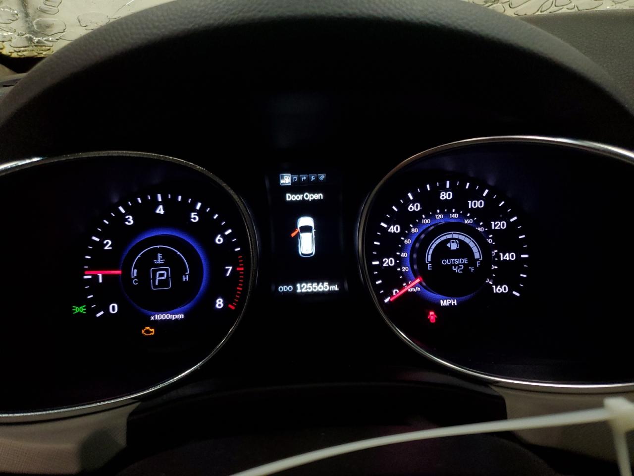 2013 Hyundai Santa Fe - Image 9