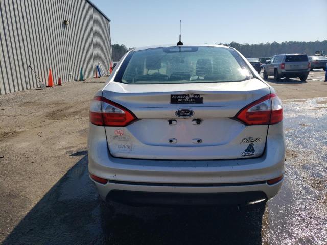  FORD FIESTA 2017 Srebrny