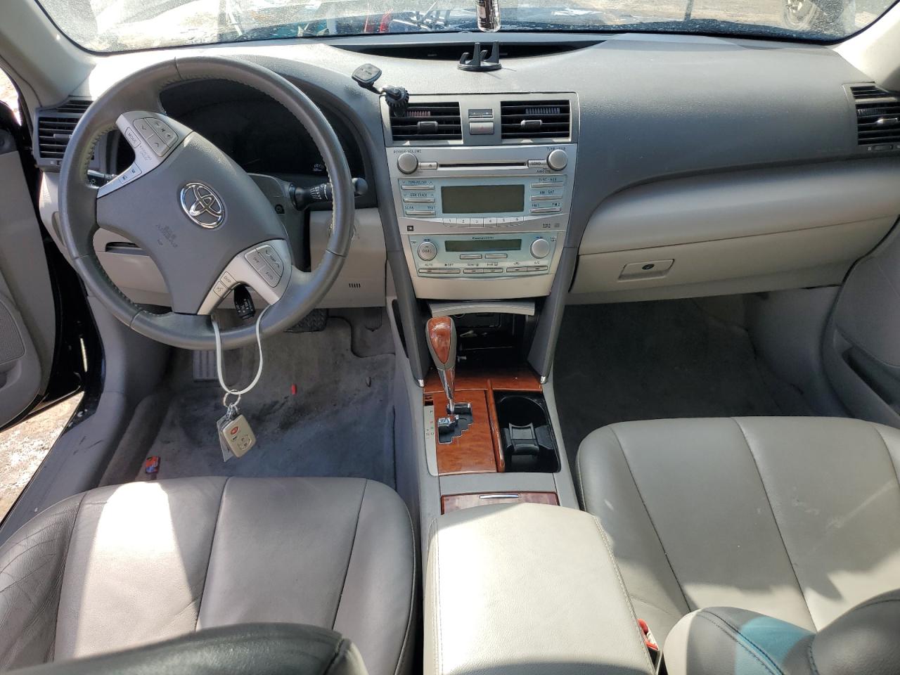 2009 Toyota Camry - Image 8