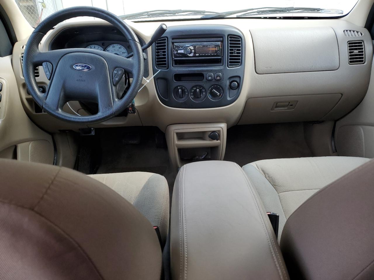 2004 Ford Escape - Image 8