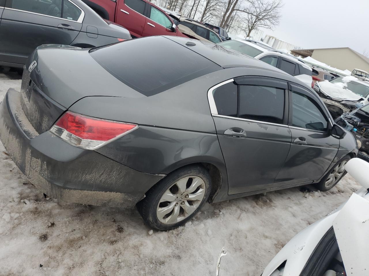 2009 Honda Accord - Image 3