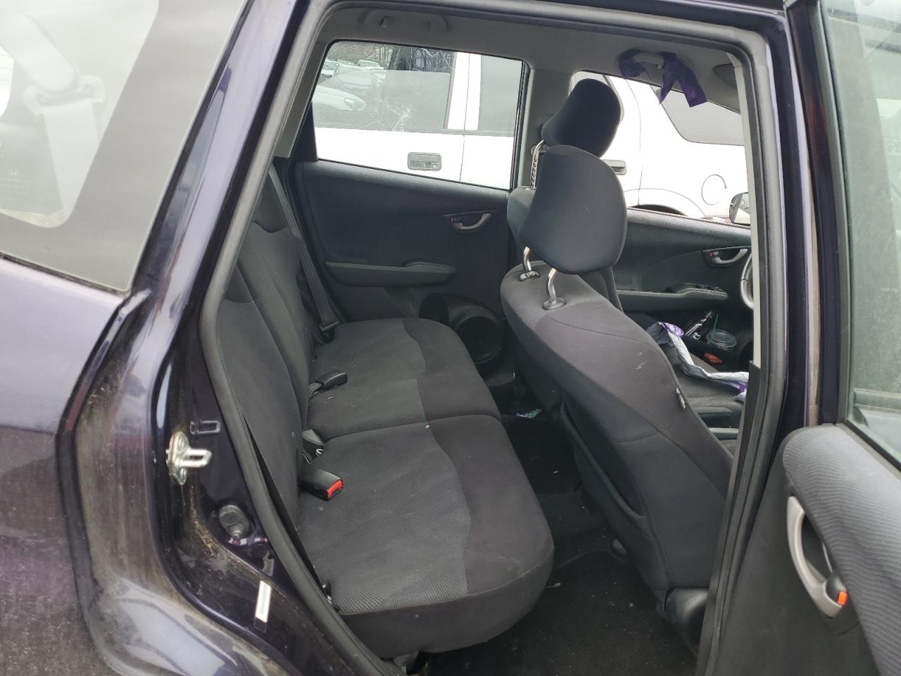2010 Honda Fit - Image 10