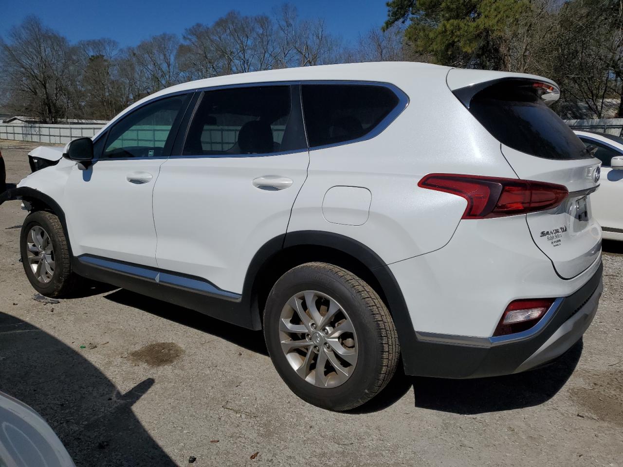 2019 Hyundai Santa Fe - Image 2