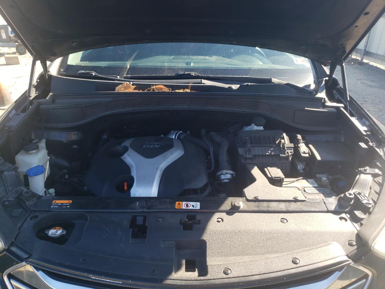 2013 Hyundai Santa Fe - Image 12
