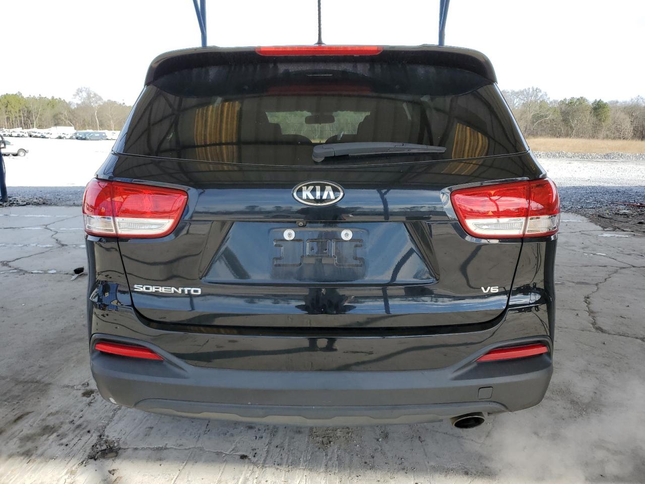 2017 Kia Sorento - Image 6