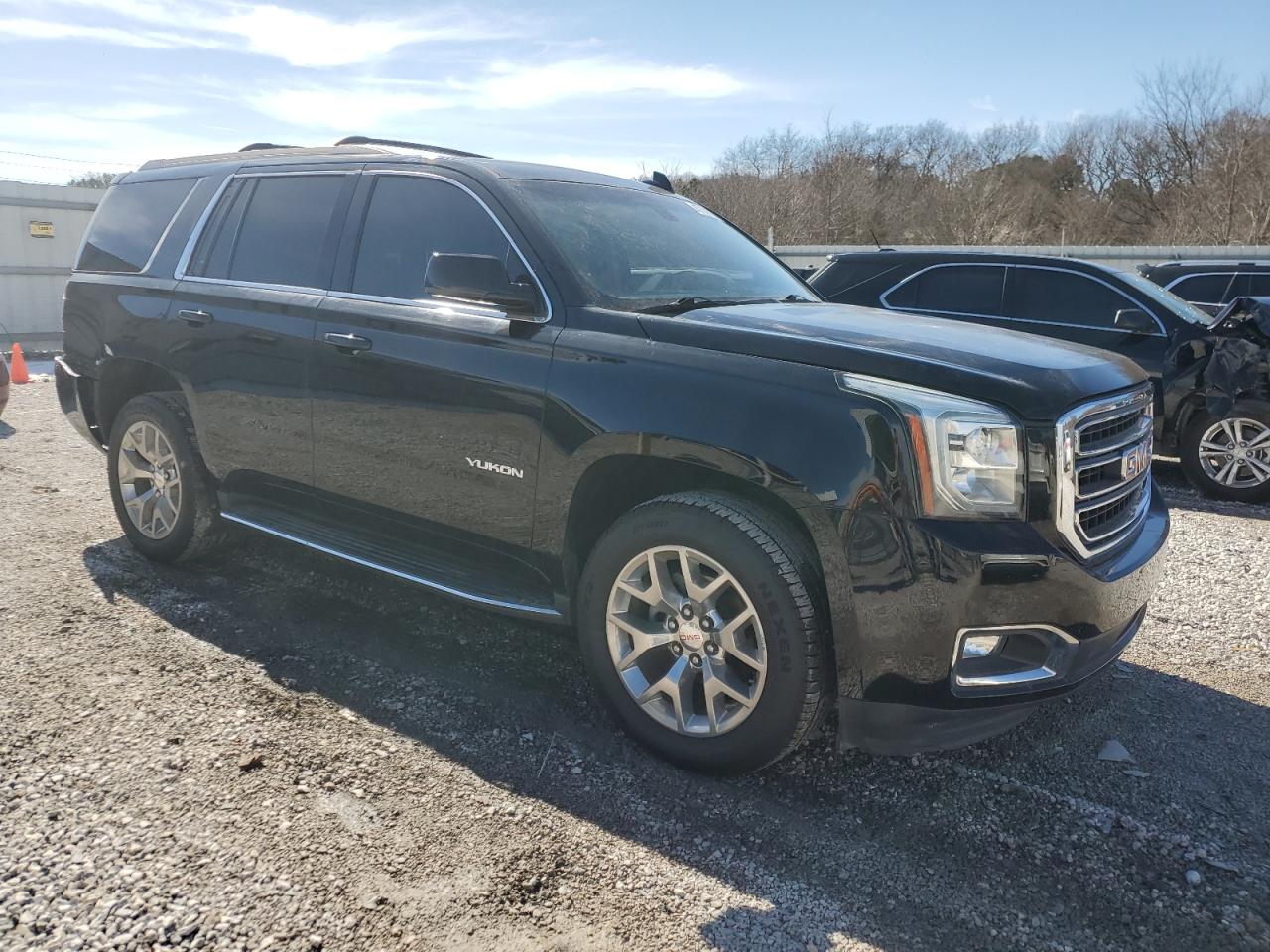 2015 GMC Yukon - Image 4